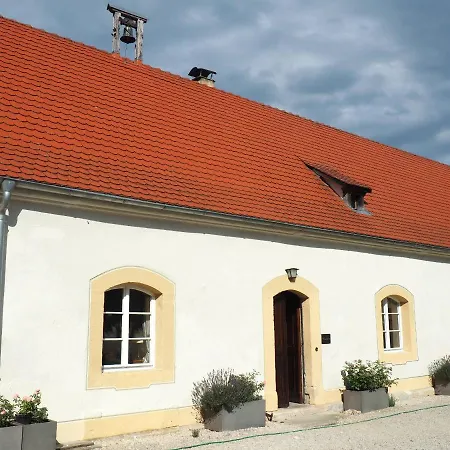 Апартаменты Schloss Ehrenfels *